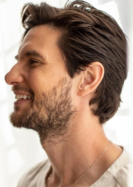 Ben Barnes photo