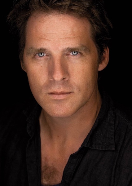 Ben Browder photo