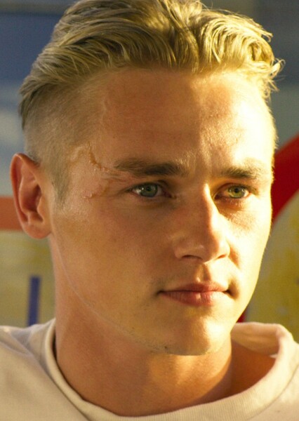 Ben Hardy photo