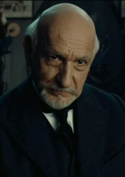 Ben Kingsley photo