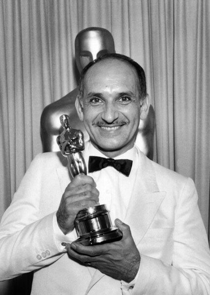 Ben Kingsley photo