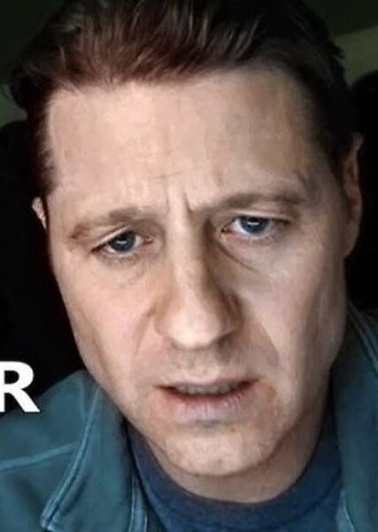 Ben McKenzie photo