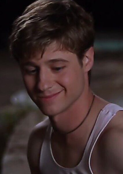 Ben McKenzie photo