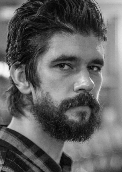 Ben Whishaw photo