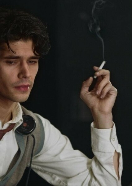 Ben Wishaw photo