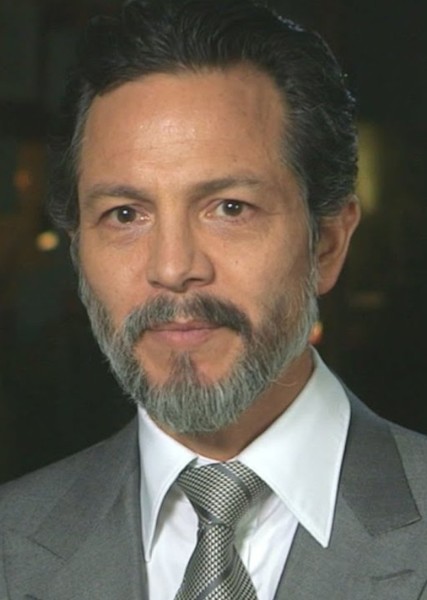 Benjamin Bratt photo
