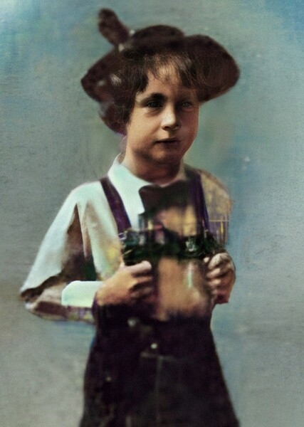Benjamin Evan Ainsworth photo