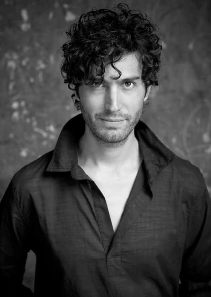 Benny Ibarra photo
