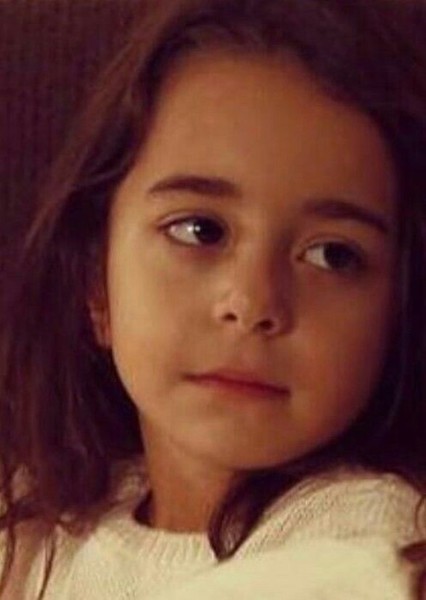 Beren Gökyıldız photo