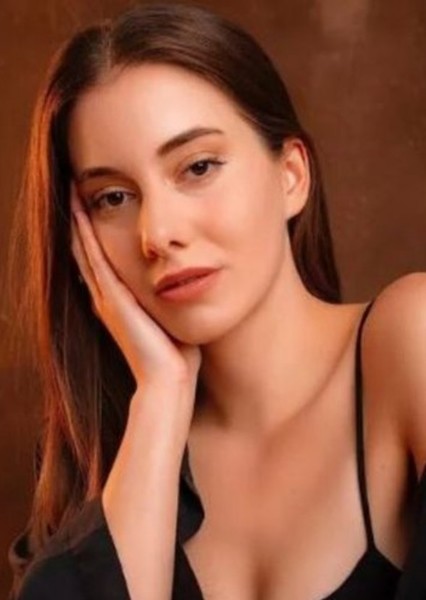 Beril Pozam photo