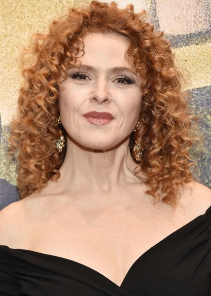 Bernadette Peters photo