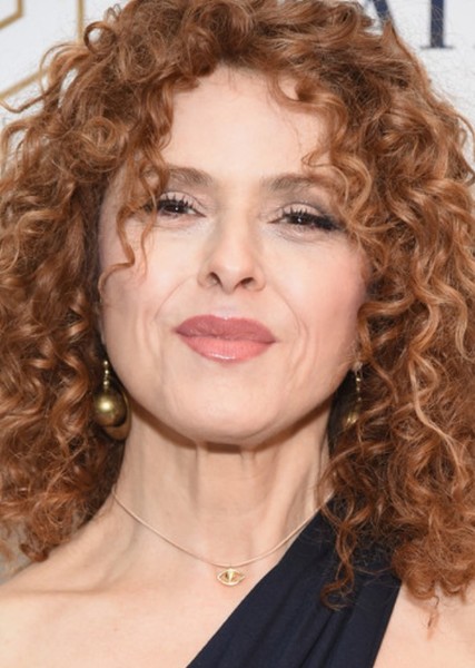 Bernadette Peters photo