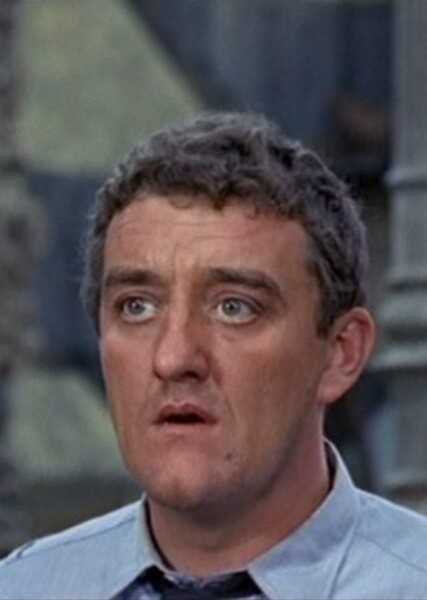 Bernard Cribbins photo
