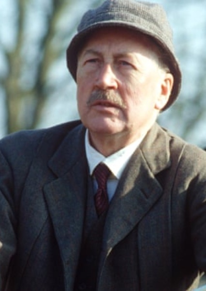 Bernard Hepton photo