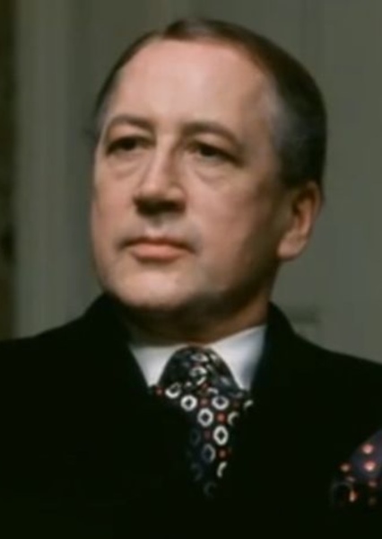 Bernard Hepton photo