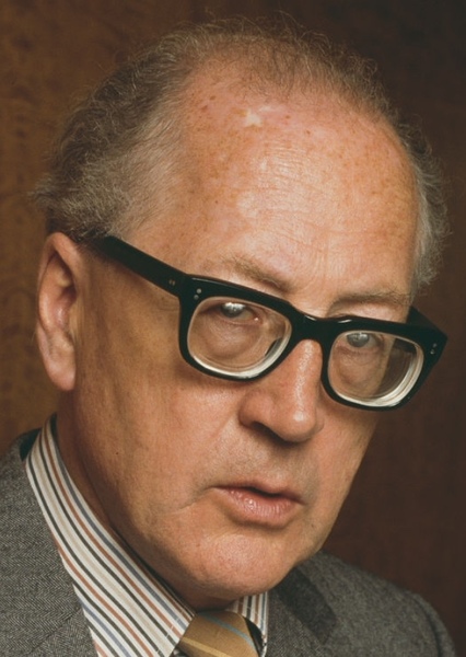 Bernard Hepton photo