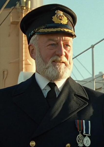 Bernard Hill photo