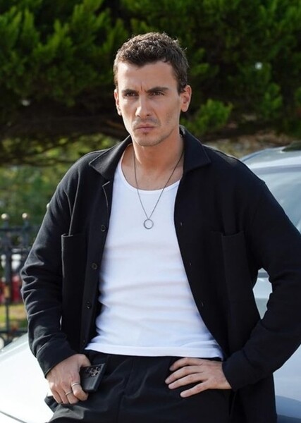 Bertan Asllani