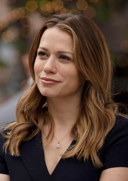 Bethany Joy Lenz photo