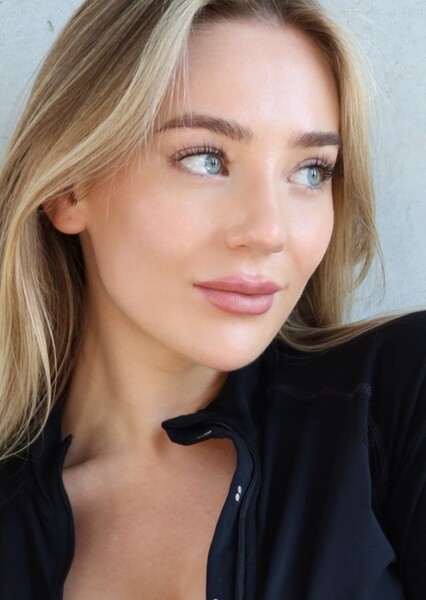 Bethany Lily photo