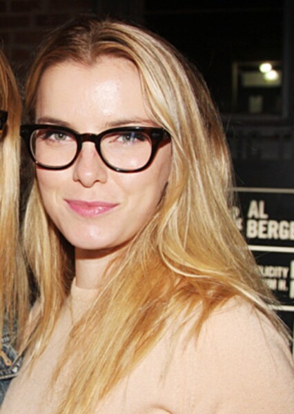 Betty Gilpin