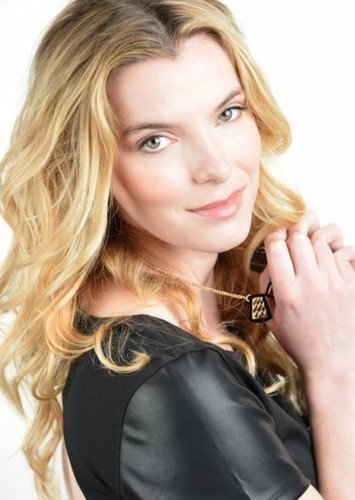 Betty Gilpin Photo on myCast - Fan Casting Your Favorite Stories