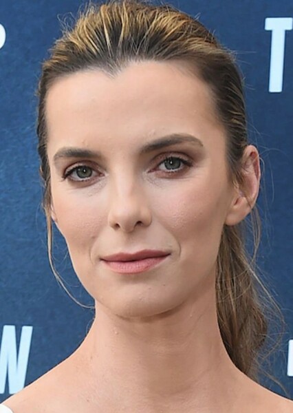 Betty Gilpin photo