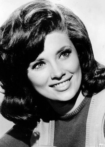 Beverly Adams photo
