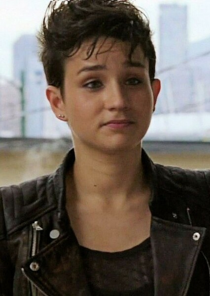 Bex Taylor-Klaus photo