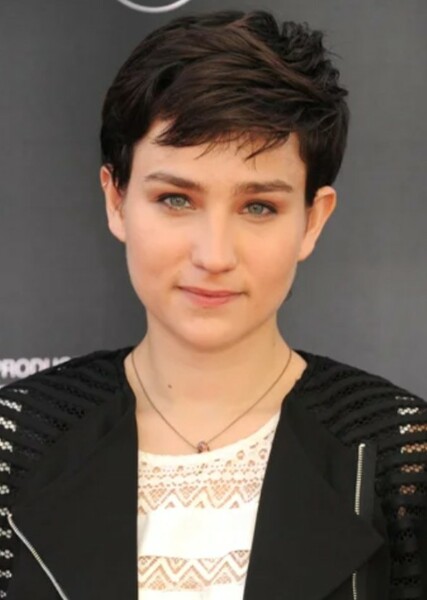 Bex Taylor-Klaus photo