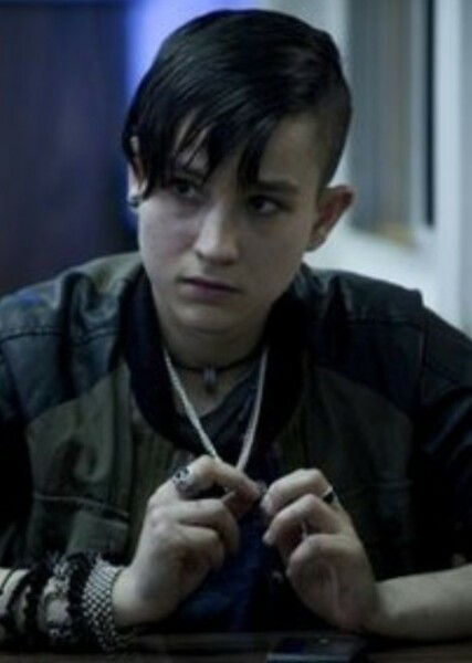Bex Taylor-Klaus photo