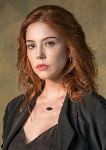 Bia Arantes photo