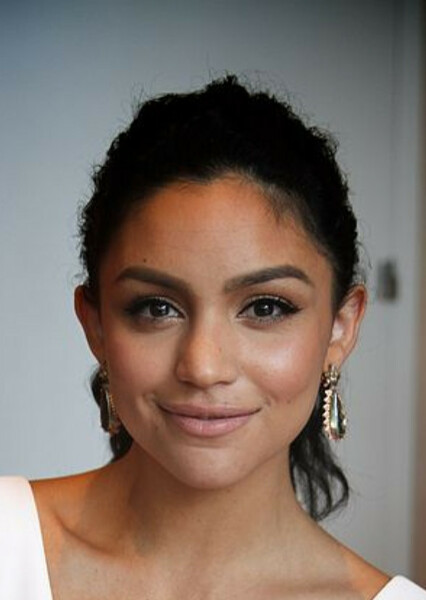 Bianca Santos photo