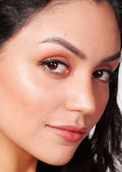 Bianca Santos photo