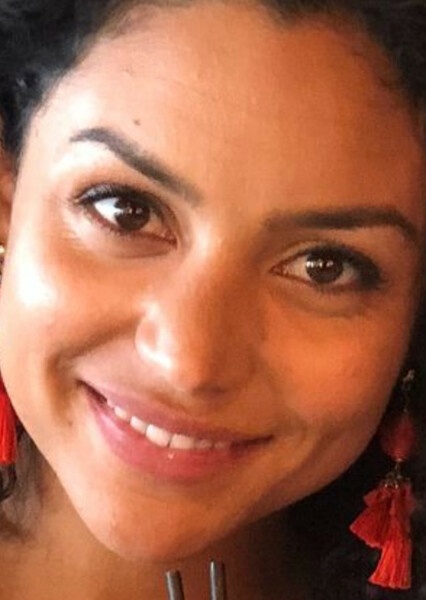 Bianca Santos photo