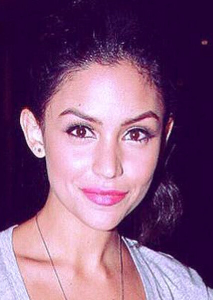 Bianca Santos photo