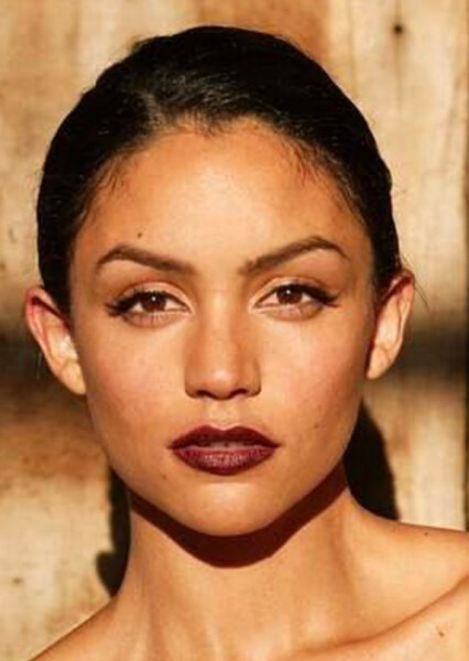 Bianca Santos photo