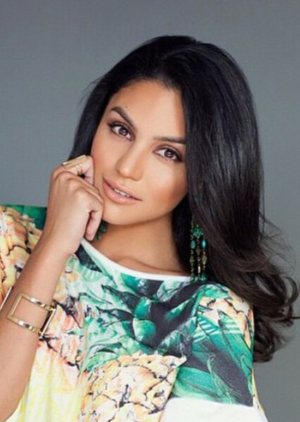 Bianca Santos photo