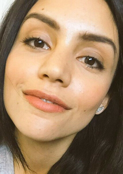Bianca Santos photo