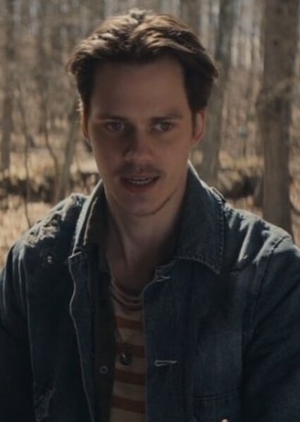 Bill Skarsgård photo