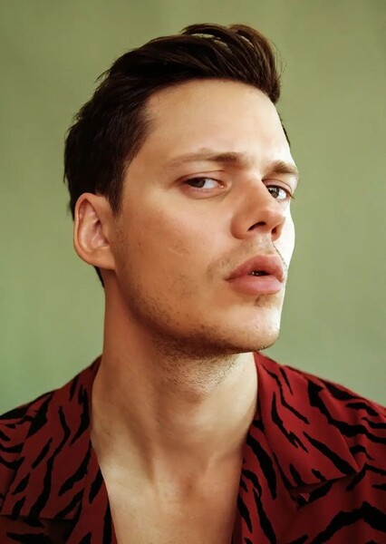 Bill Skarsgård photo