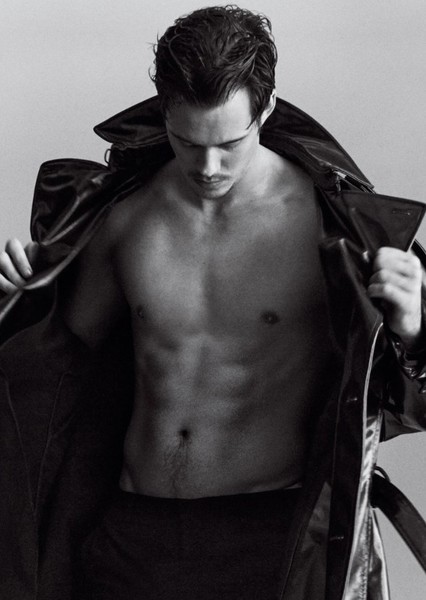 Bill Skarsgård photo