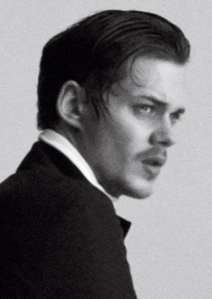 Bill Skarsgård photo