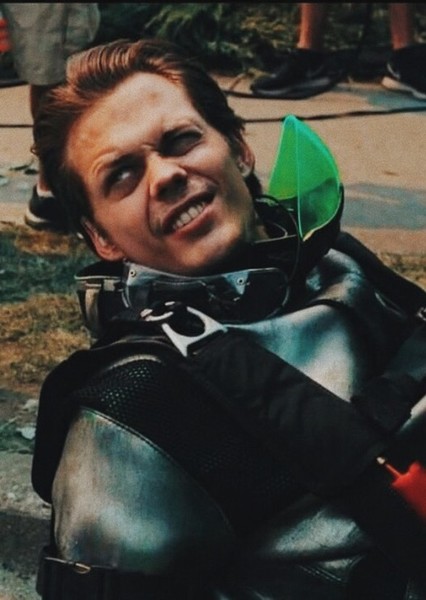 Bill Skarsgård photo