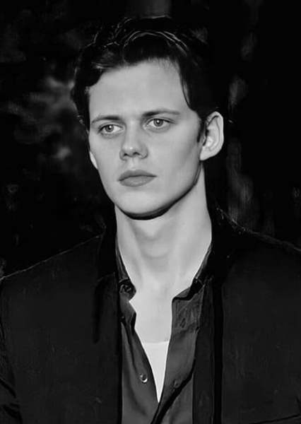 Bill Skarsgård photo