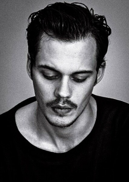 Bill Skarsgård photo