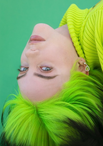 Billie Eilish photo