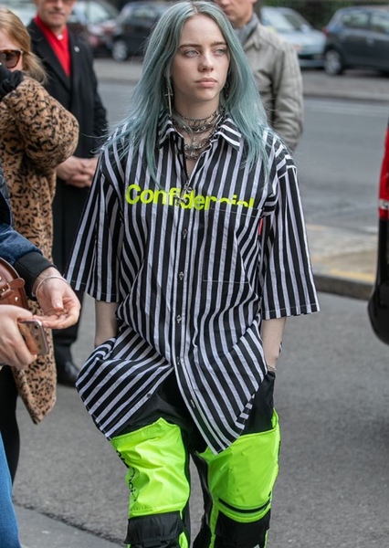 Billie Eilish photo