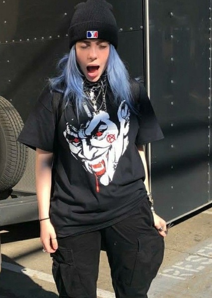Billie Eilish photo