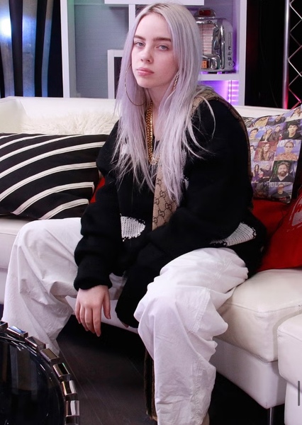 Billie Eilish photo